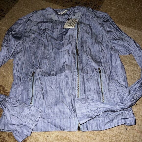 Very J shirt  - Picture 1 of 4
